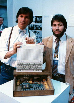 Стив Возняк рассказал, как изобрел первый компьютер Apple